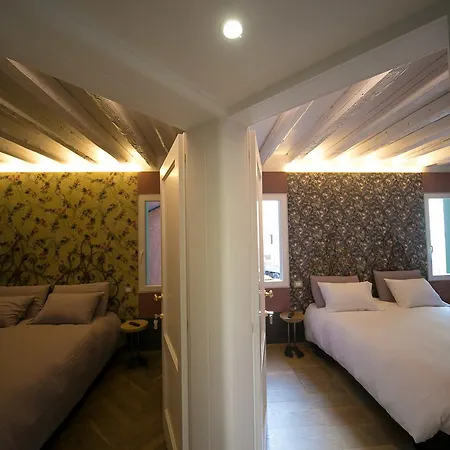 Casa Sansera 4*